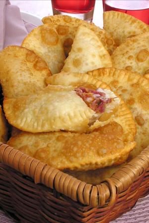 Mini Pastel Frito Calabresa