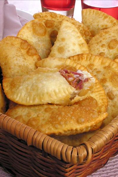 Mini Pastel Frito Calabresa