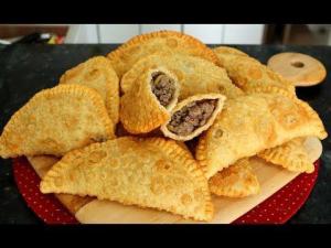 Mini Pastel Frito Carne