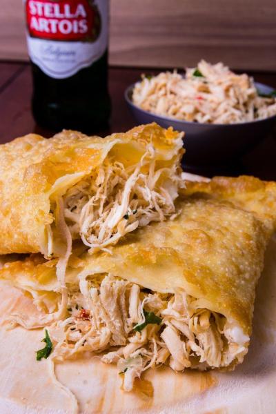 Mini Pastel Frito Frango